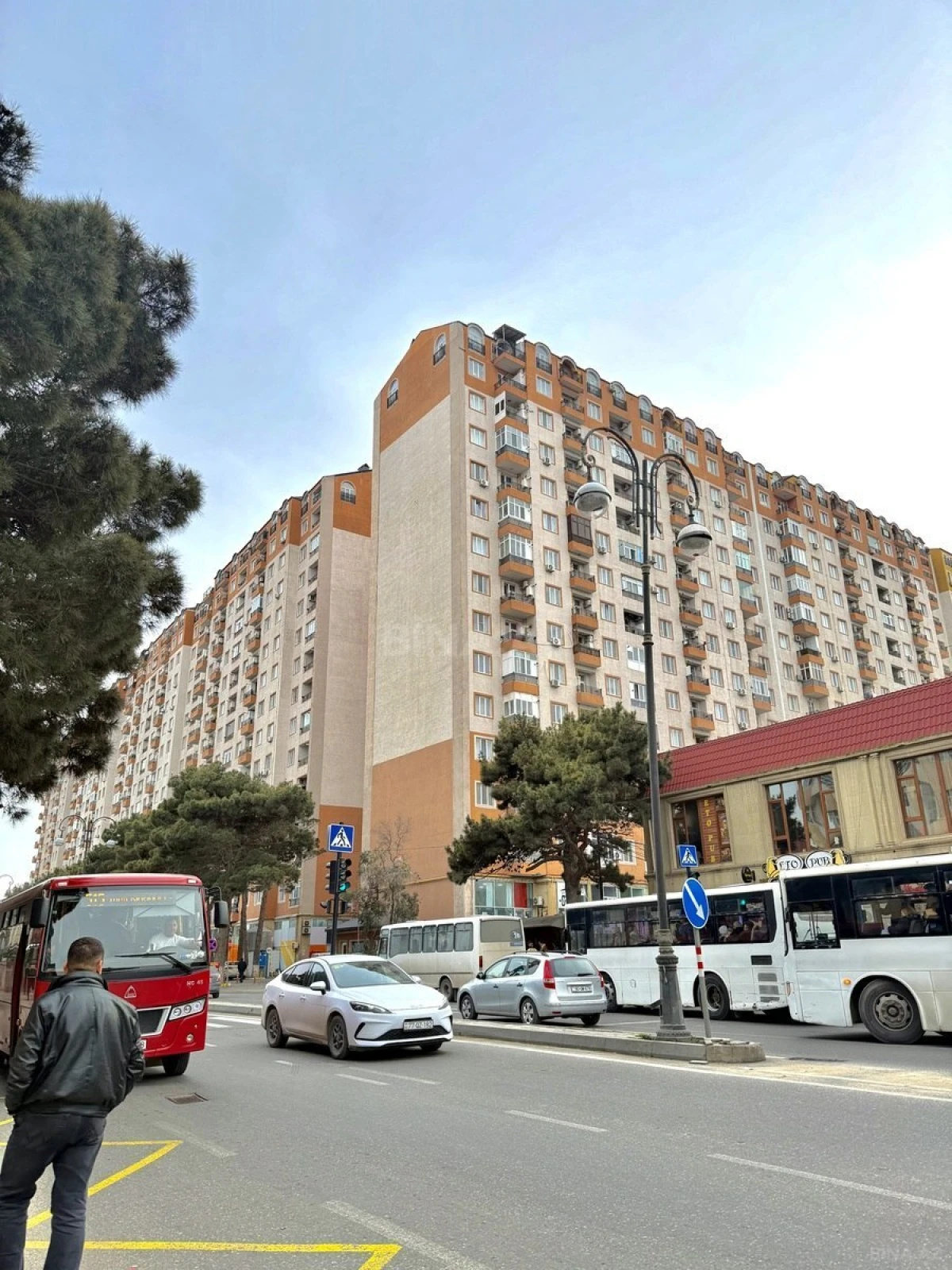 Satılır 2 otaqlı mənzil 66 m²