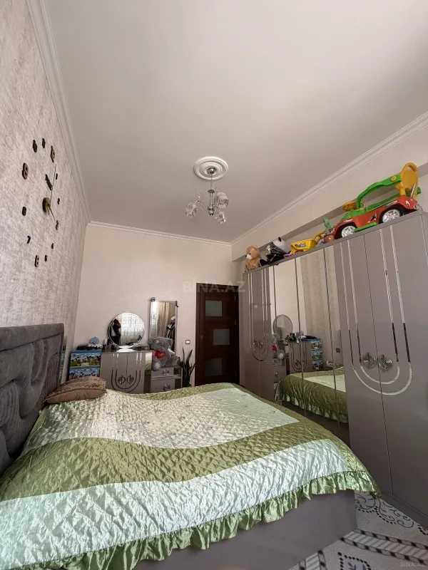 Satılır 2 otaqlı mənzil 66 m²