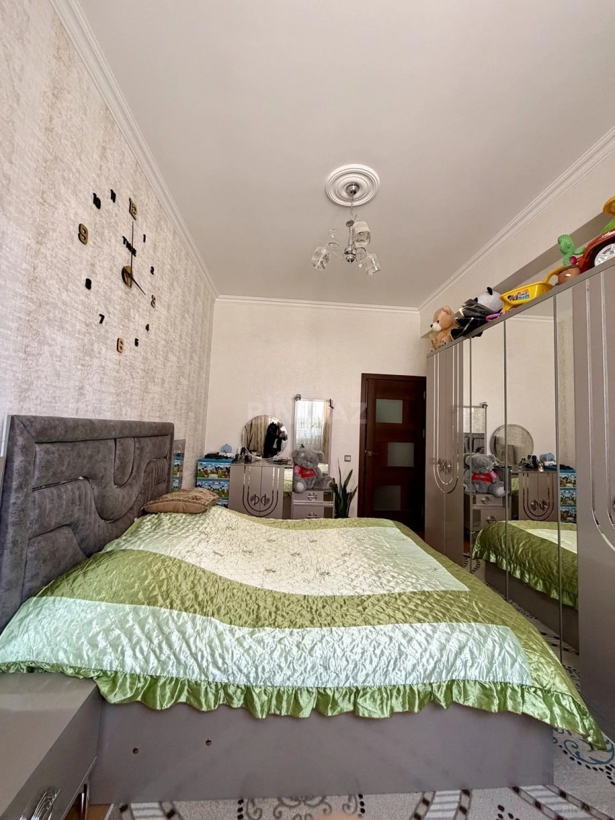 Satılır 2 otaqlı mənzil 66 m²