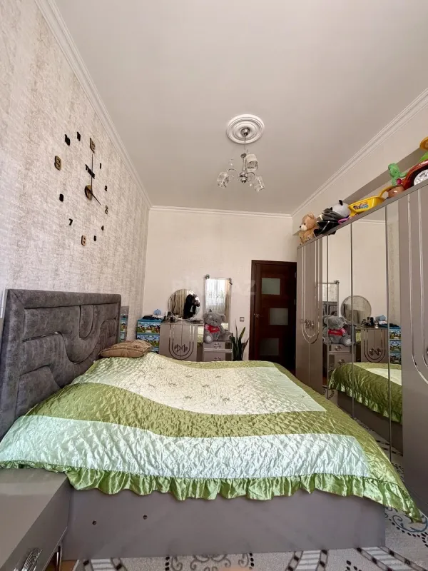 Satılır 2 otaqlı mənzil 66 m²