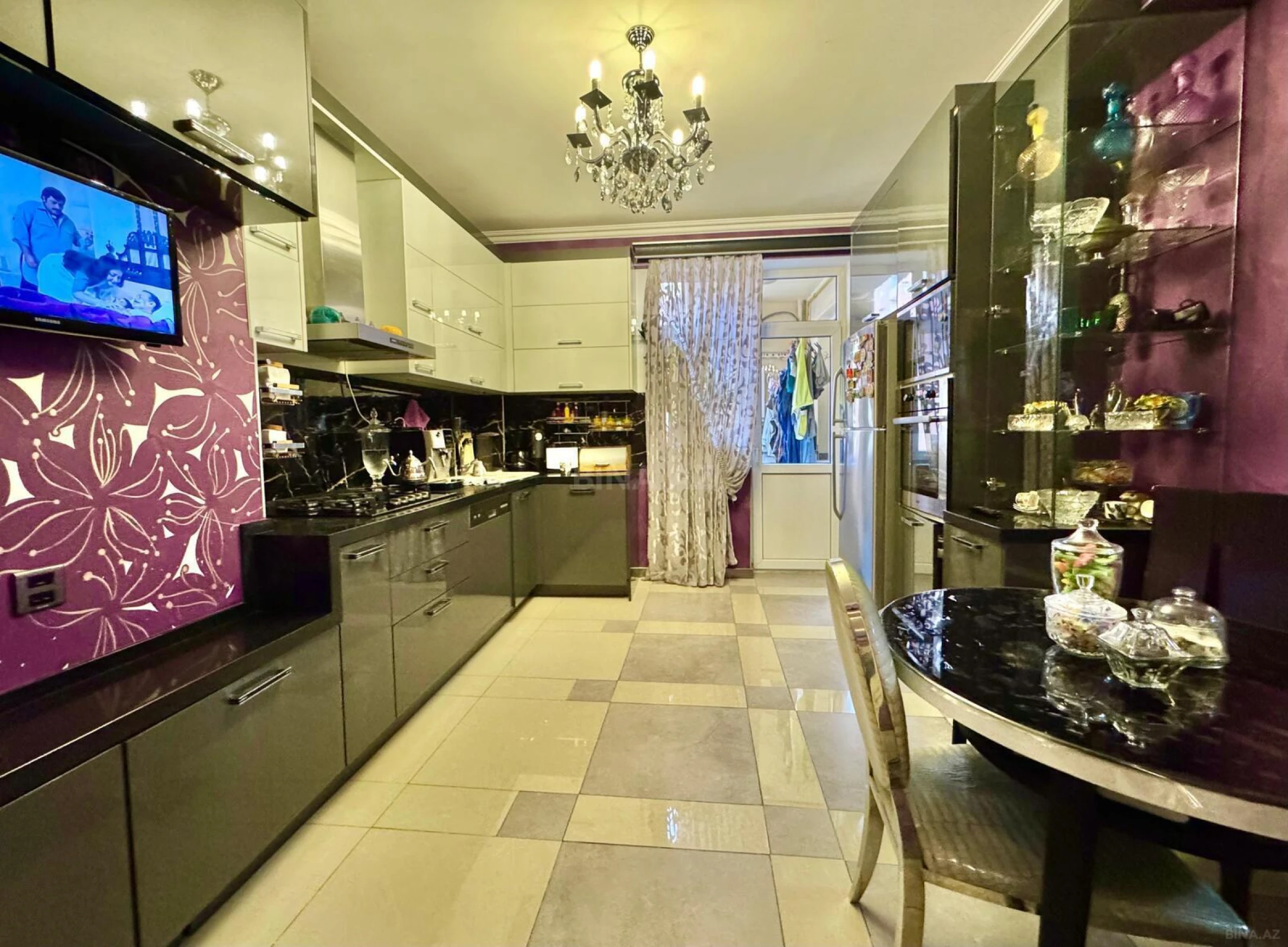 Satılır 3 otaqlı mənzil 120 m²