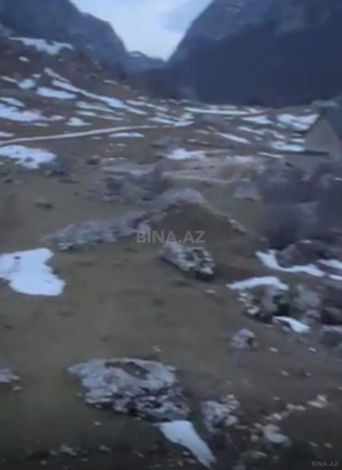 Satılır torpaq sahəsi 12 m²