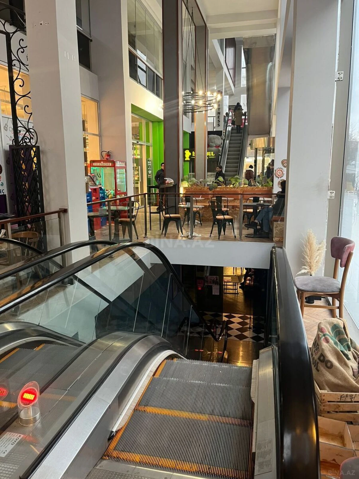 Satılır obyekt 500 m²