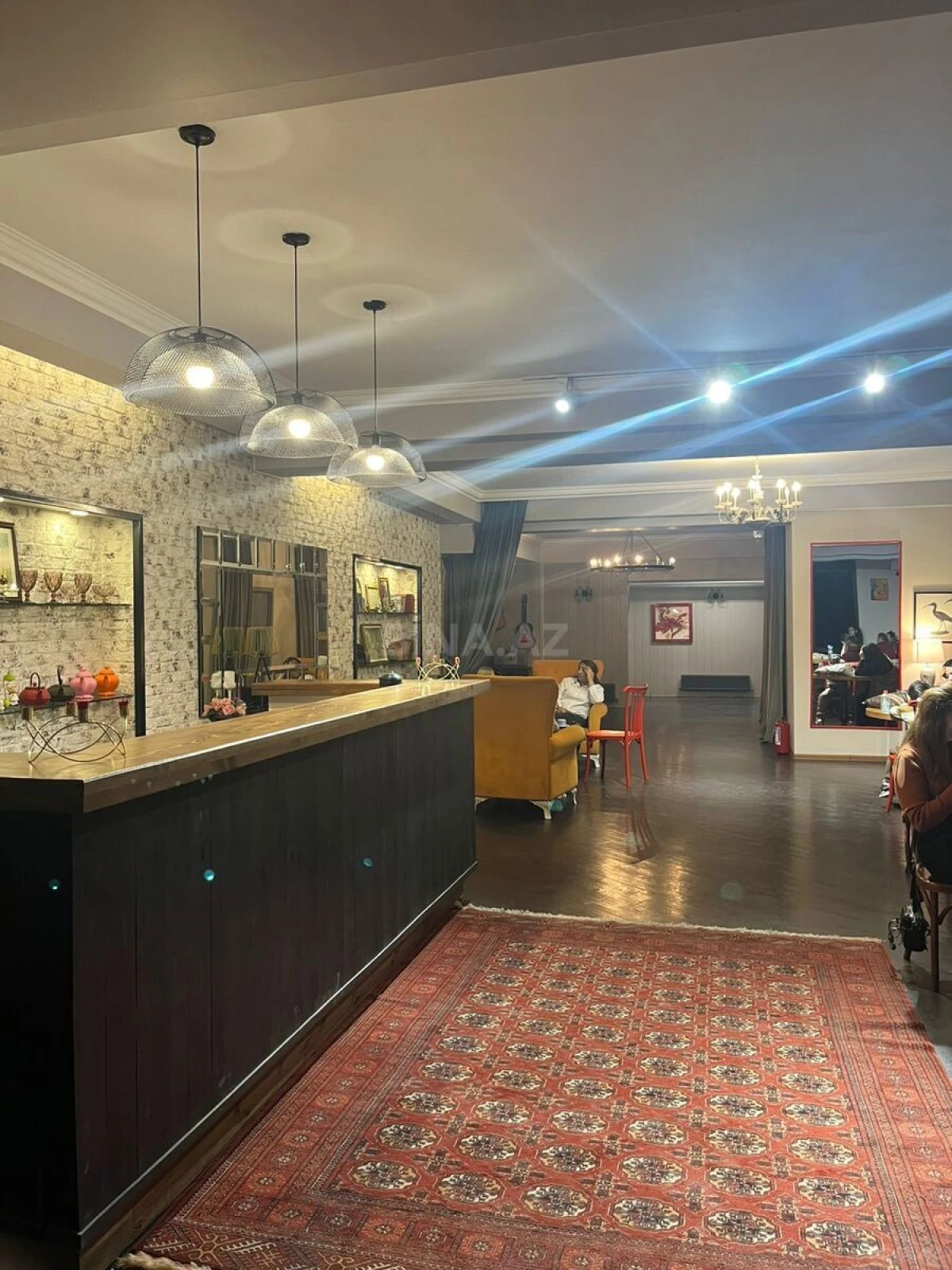 Satılır obyekt 500 m²