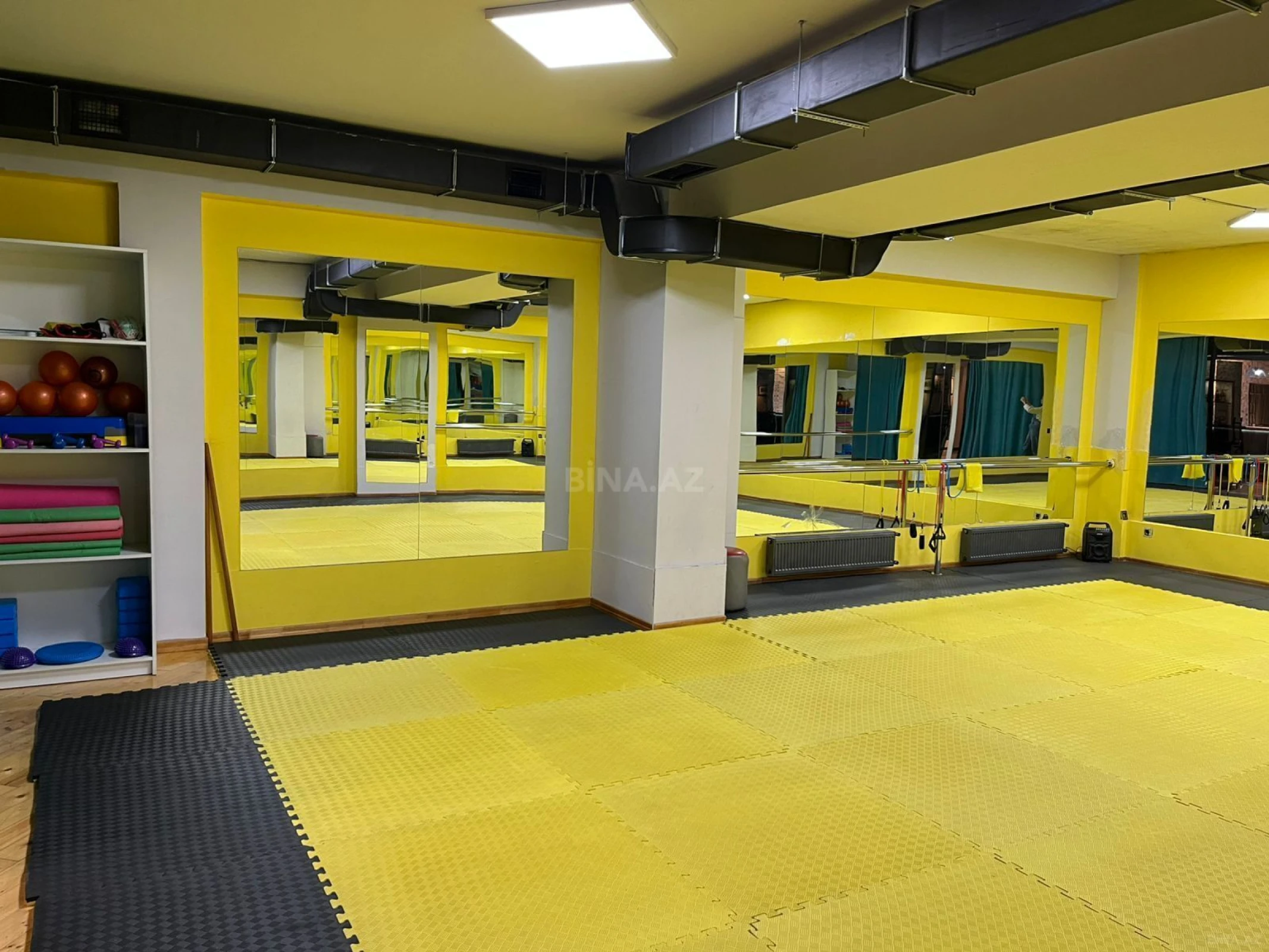 Satılır obyekt 500 m²