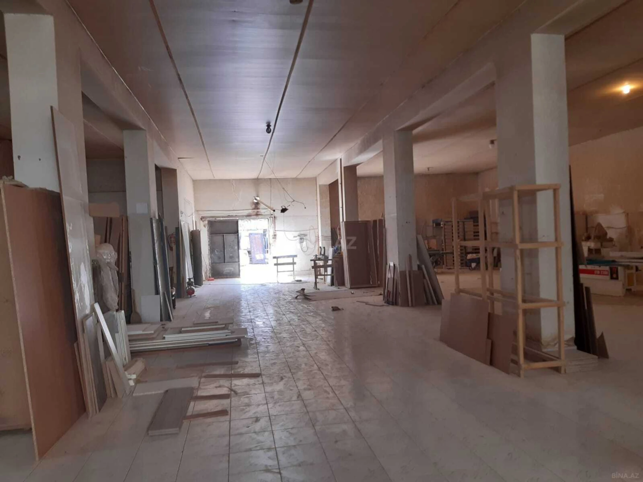 Kirayə verilir obyekt 500 m²