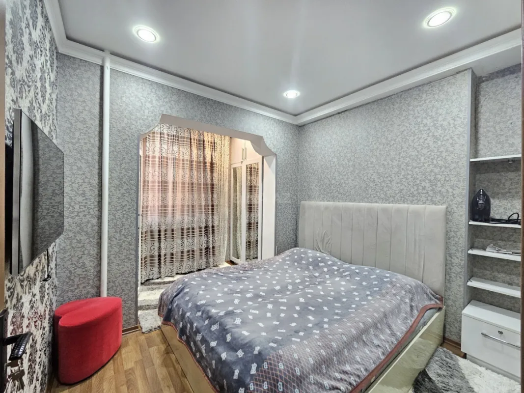 Satılır 2 otaqlı mənzil 48 m²