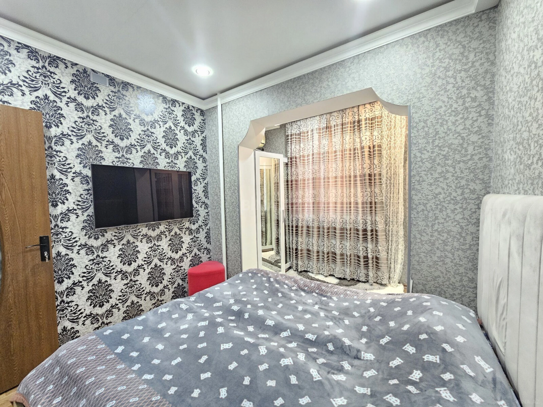 Satılır 2 otaqlı mənzil 48 m²