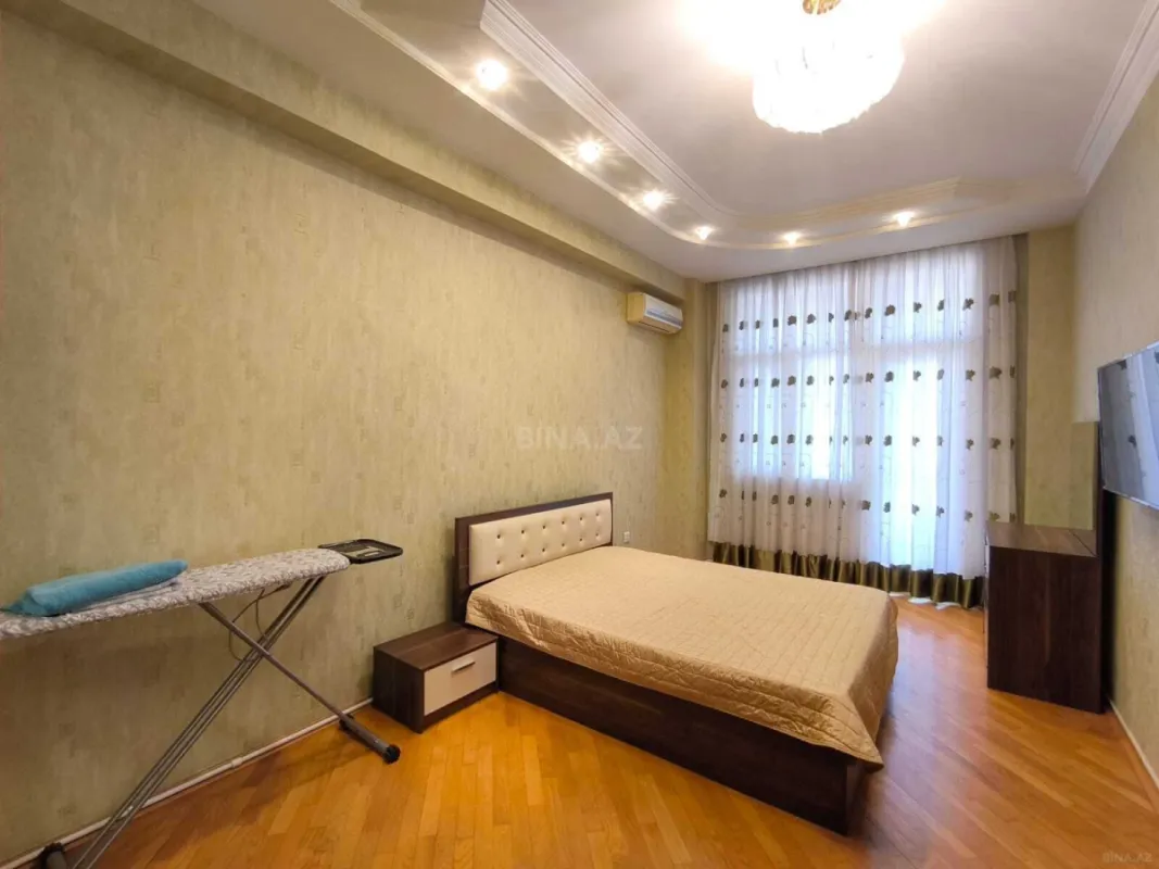 Kirayə verilir 2 otaqlı mənzil 96 m²