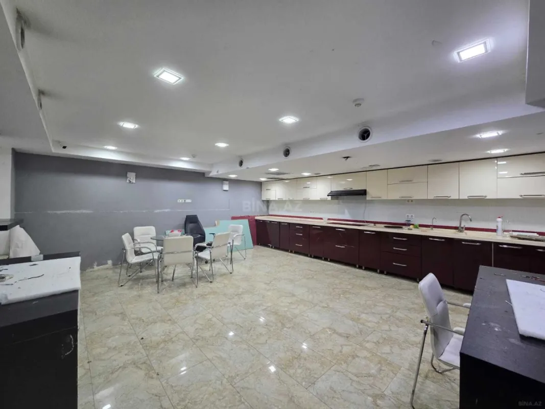 Kirayə verilir obyekt 354 m²