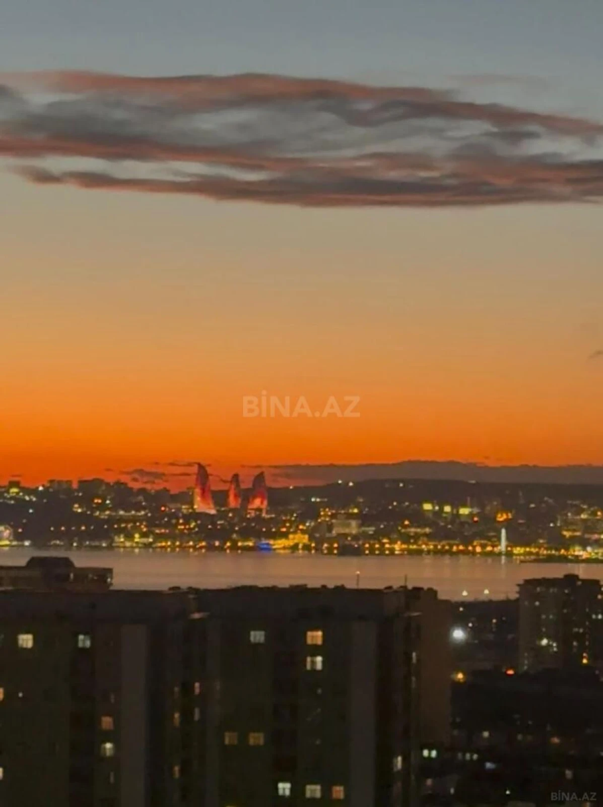 Satılır 2 otaqlı mənzil 65 m²