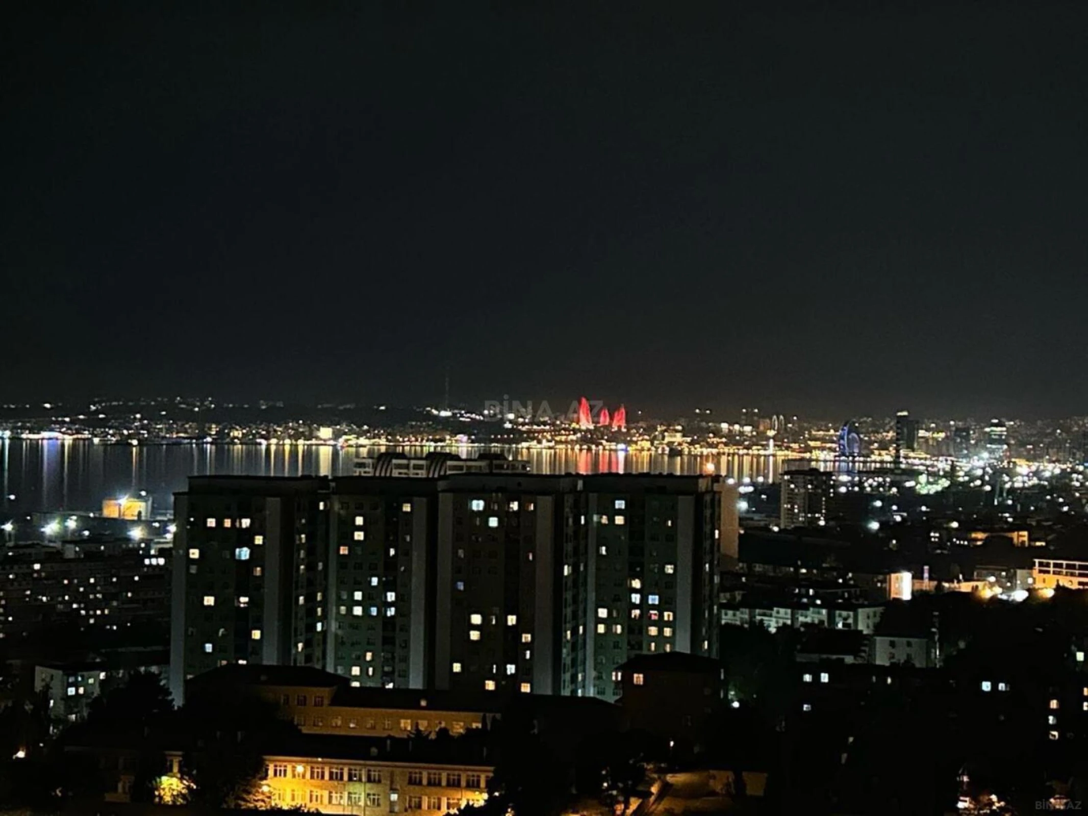 Satılır 2 otaqlı mənzil 65 m²