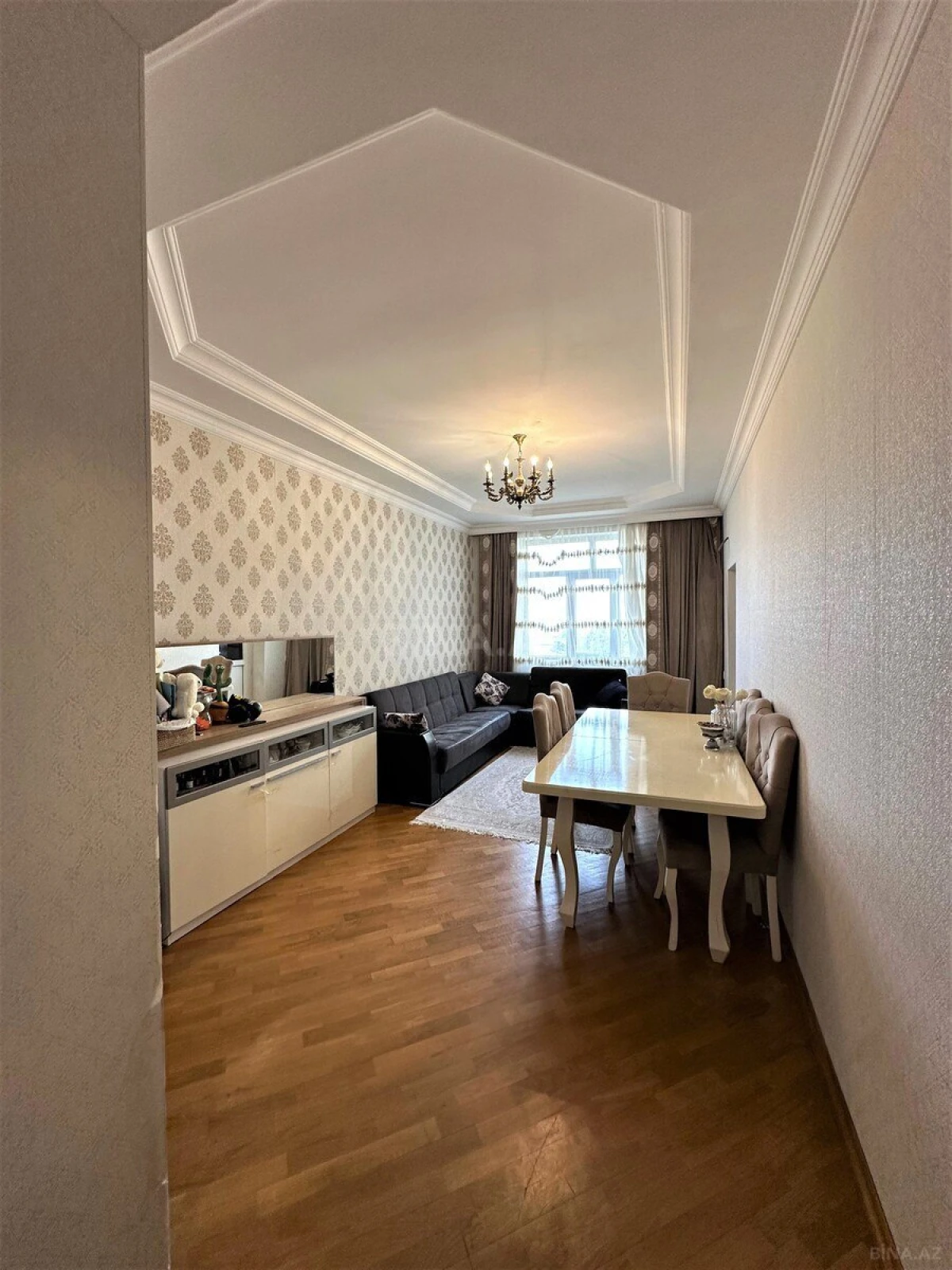 Satılır 2 otaqlı mənzil 85 m²