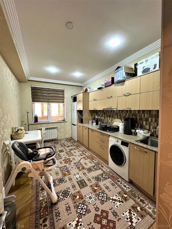 Satılır 2 otaqlı mənzil 85 m²