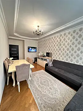 Satılır 2 otaqlı mənzil 85 m²