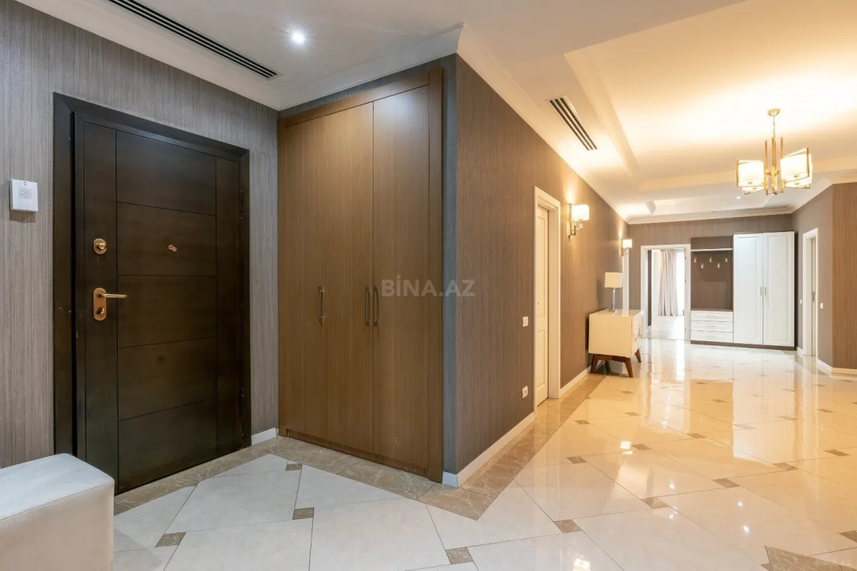Kirayə verilir 4 otaqlı mənzil 330 m²