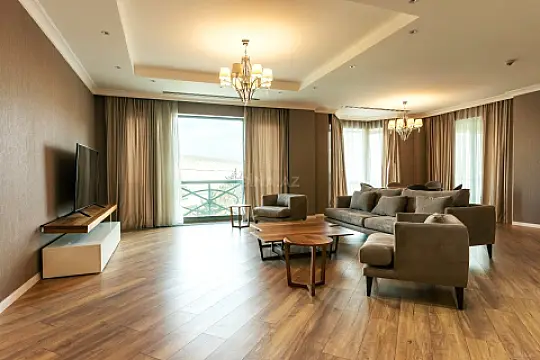Kirayə verilir 4 otaqlı mənzil 330 m² — Bakı 4 otaq 330.00 m²