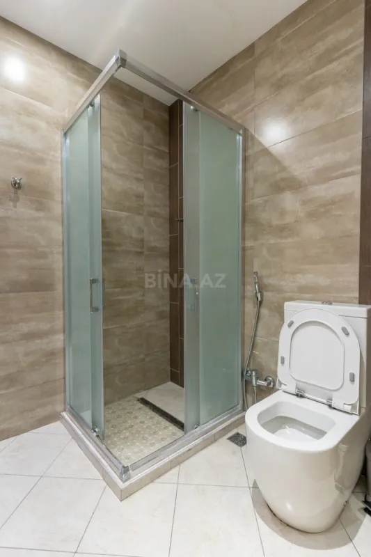 Kirayə verilir 4 otaqlı mənzil 330 m²