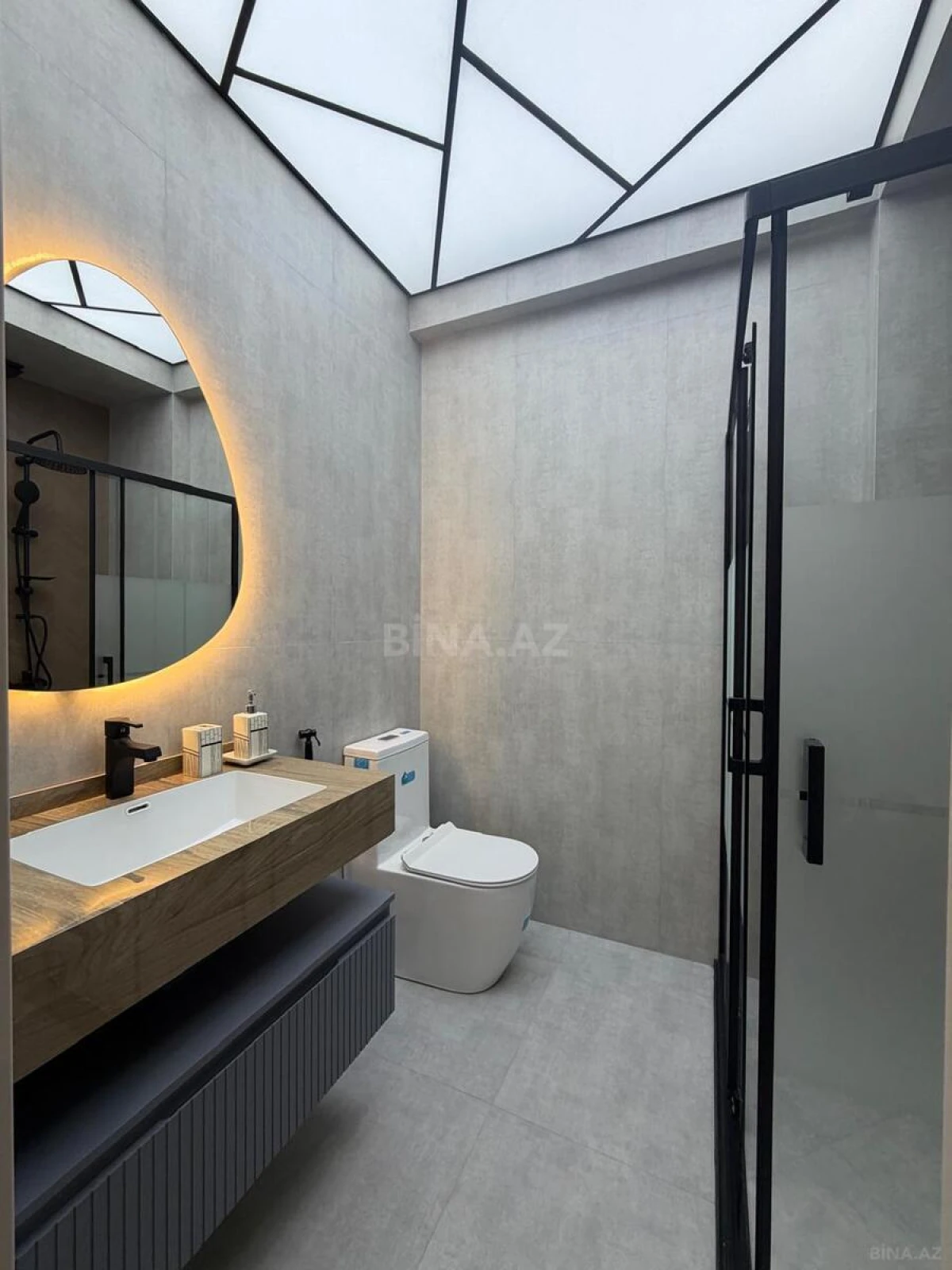 Satılır 2 otaqlı mənzil 55 m²