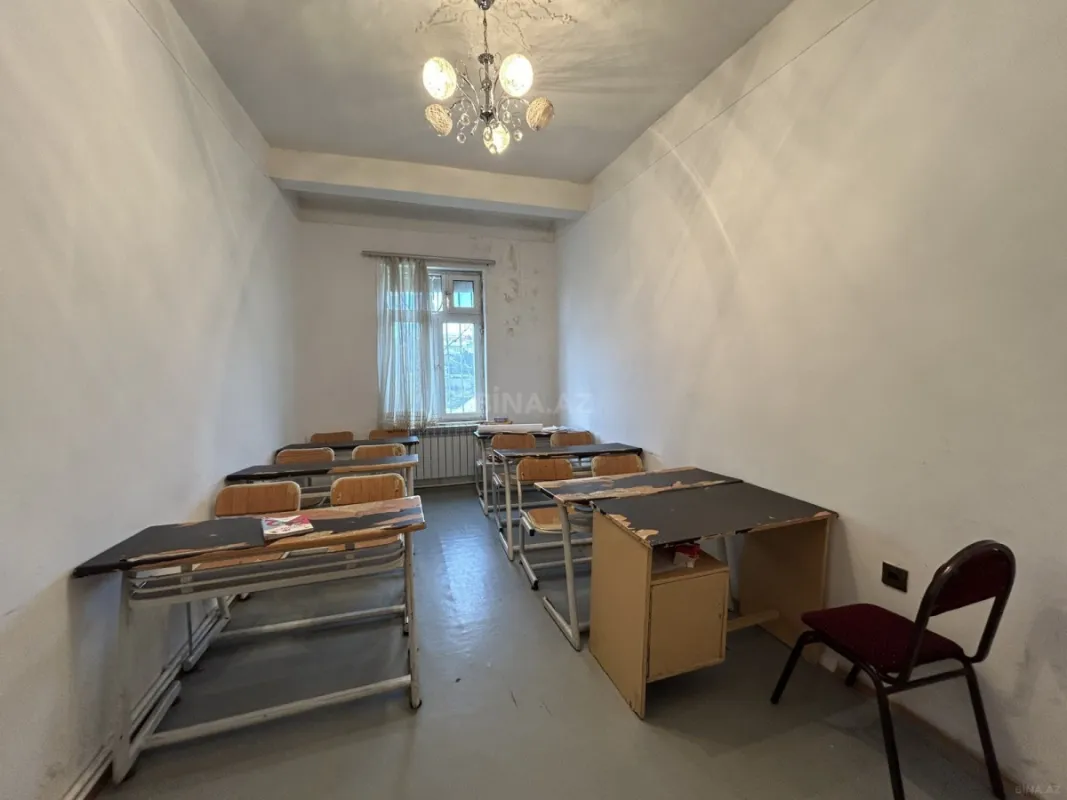 Kirayə verilir 6 otaqlı həyət evi 160 m²