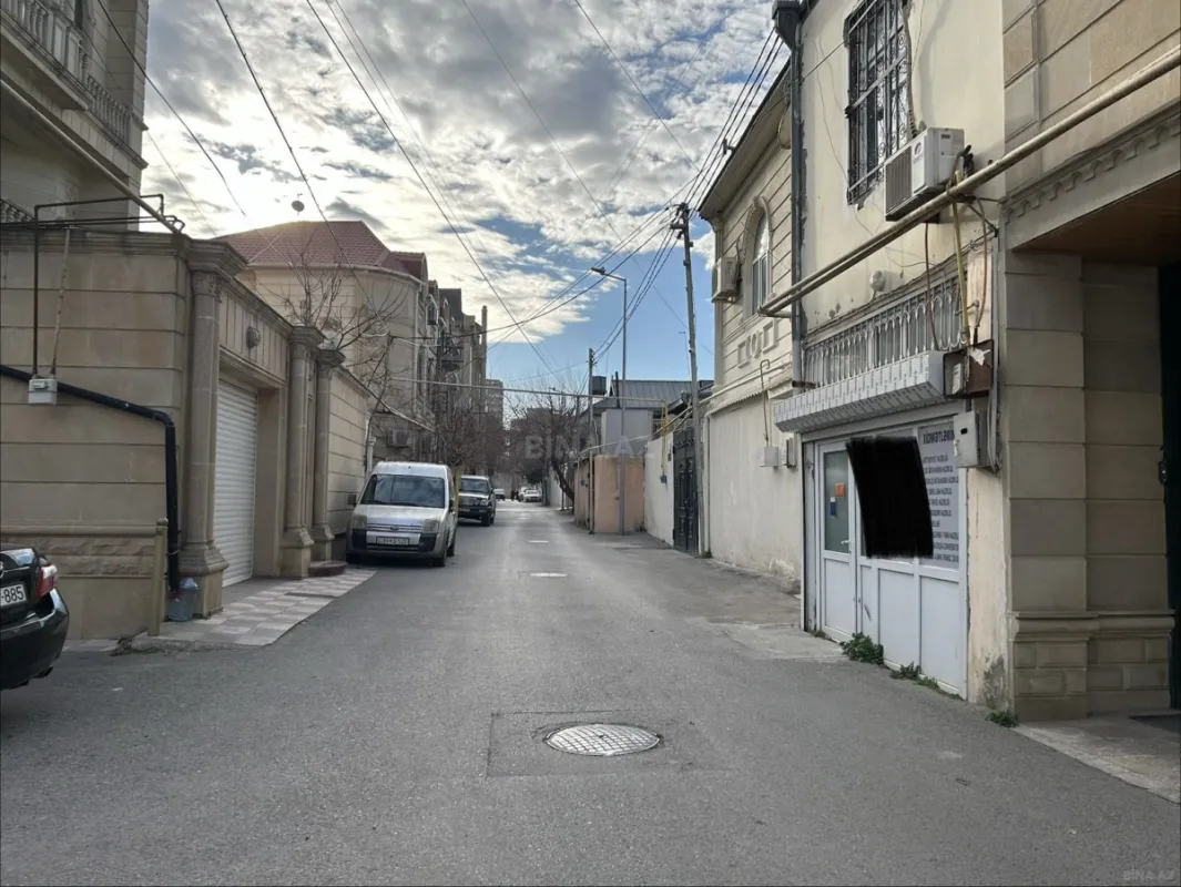 Kirayə verilir 6 otaqlı həyət evi 160 m²