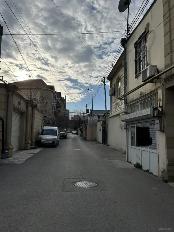 Kirayə verilir 6 otaqlı həyət evi 160 m²