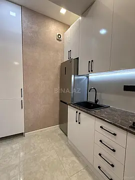 Kirayə verilir 2 otaqlı mənzil 70 m²