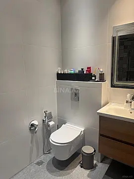 Satılır 2 otaqlı mənzil 83 m²