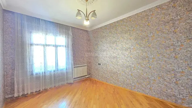Satılır 3 otaqlı mənzil 70 m²