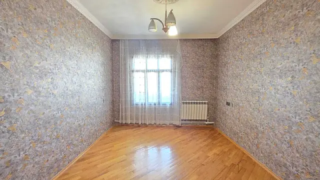 Satılır 3 otaqlı mənzil 70 m²