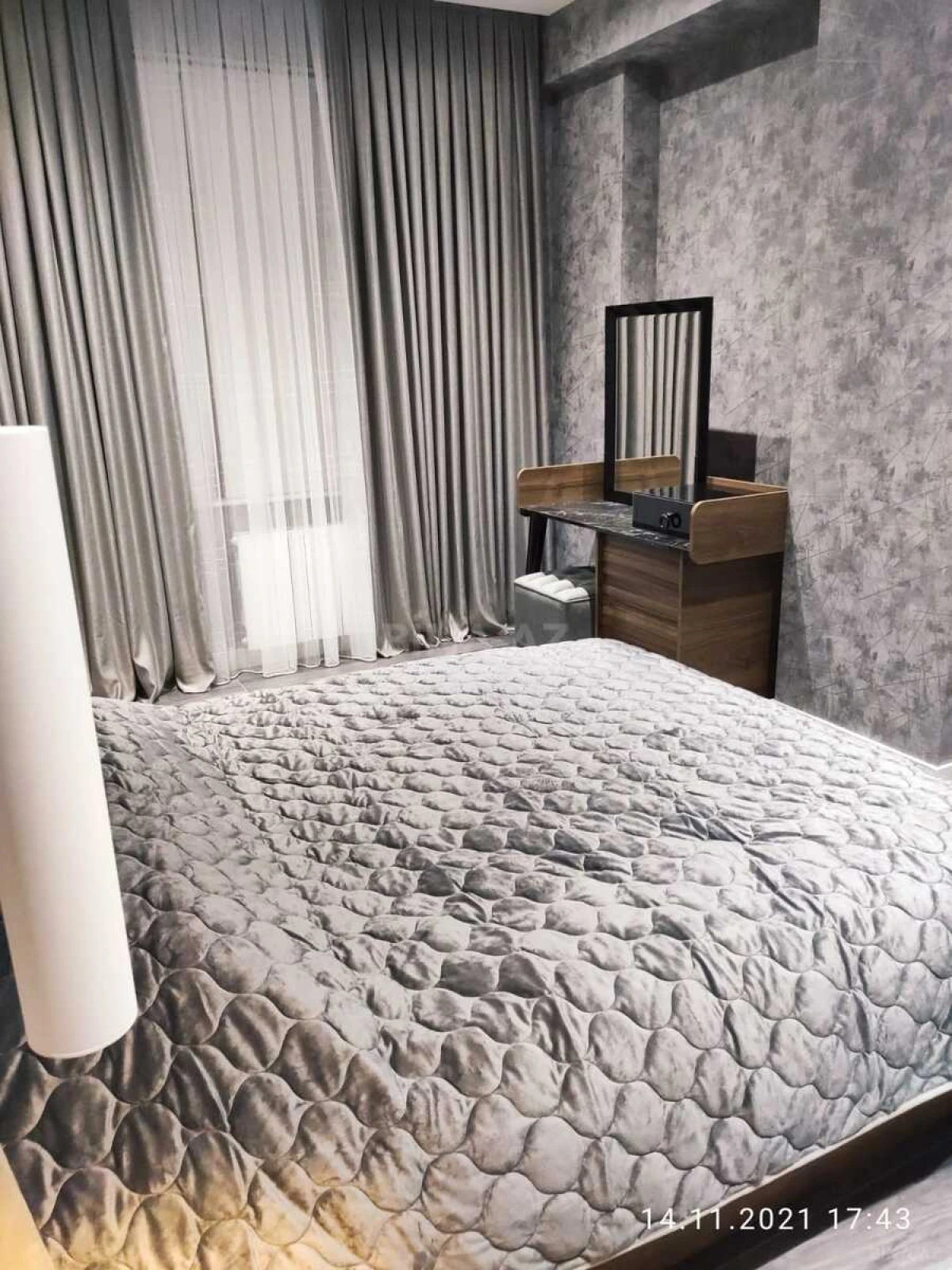 Kirayə verilir 2 otaqlı mənzil 95 m²