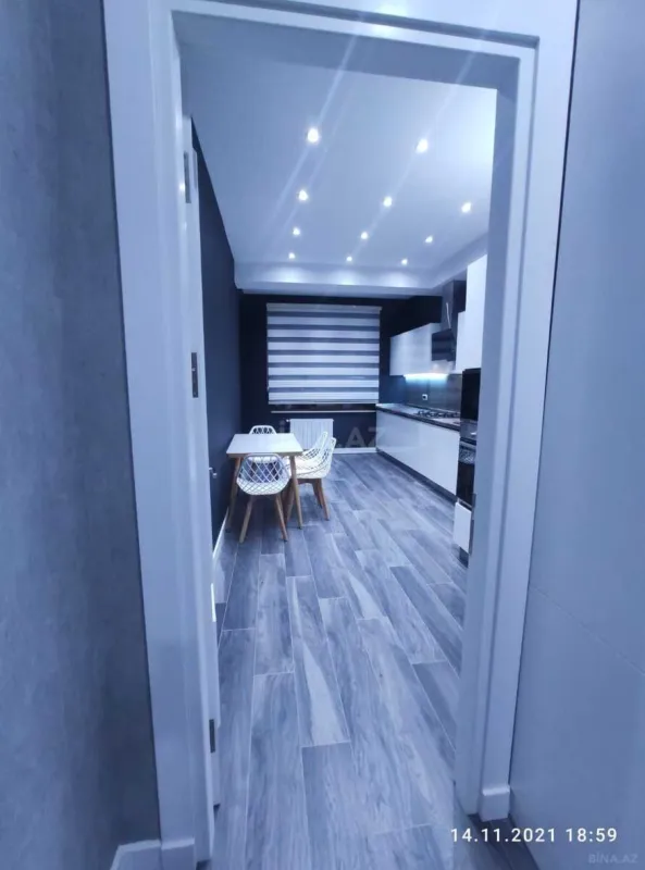 Kirayə verilir 2 otaqlı mənzil 95 m²