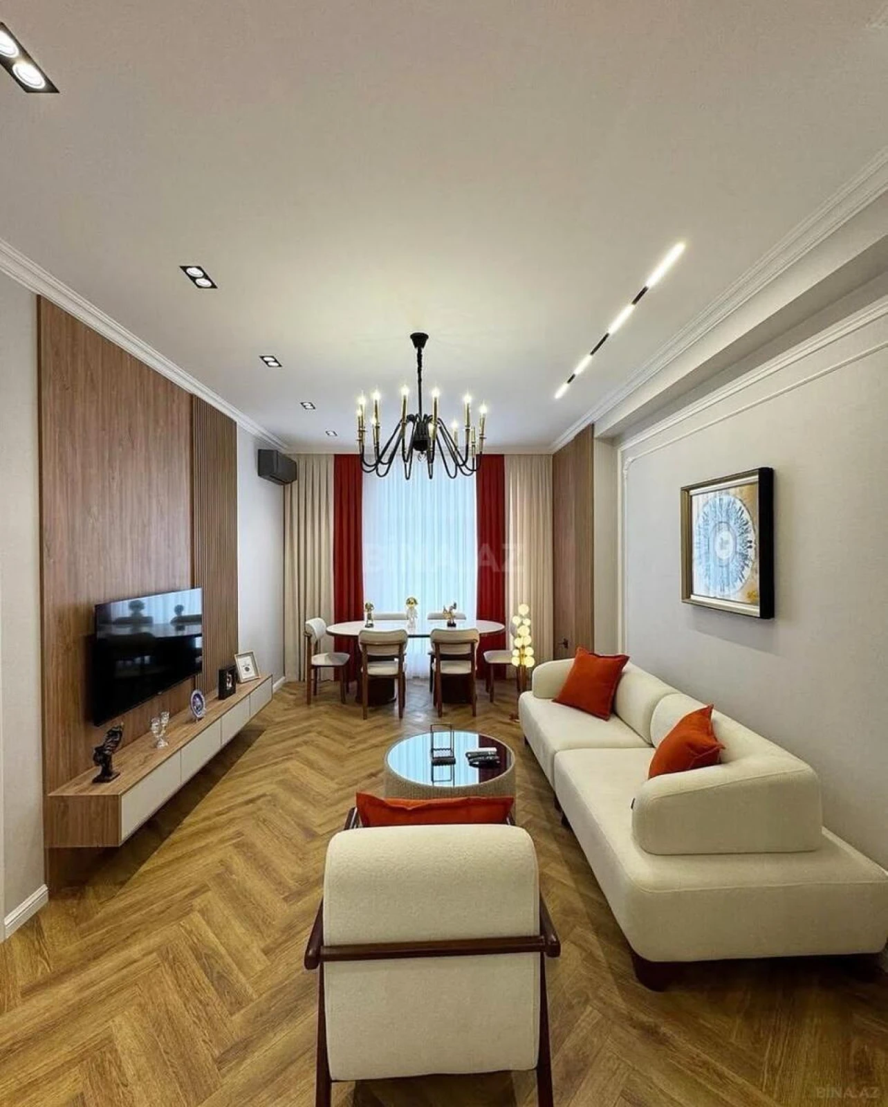 Kirayə verilir 2 otaqlı mənzil 70 m²