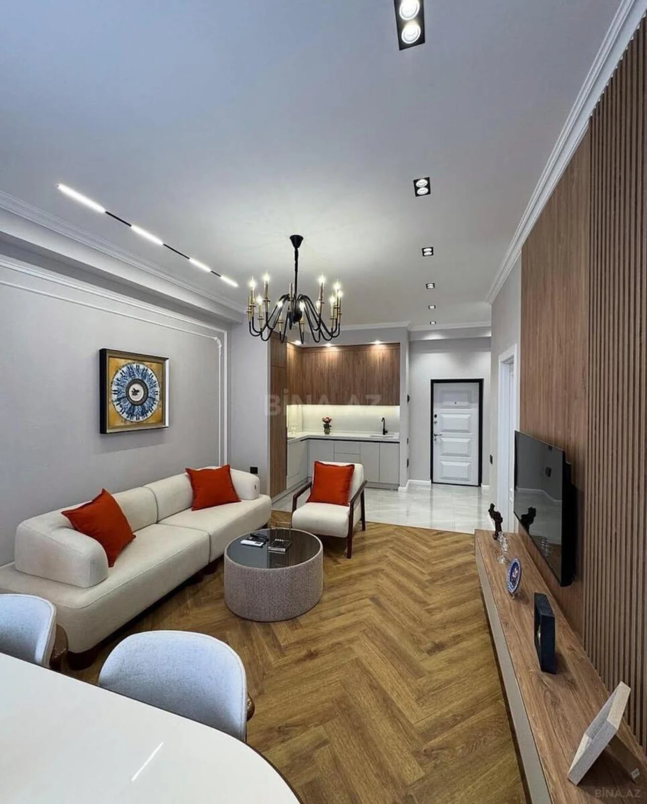 Kirayə verilir 2 otaqlı mənzil 70 m²