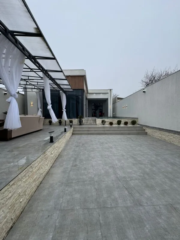 Satılır 4 otaqlı həyət evi 140 m²