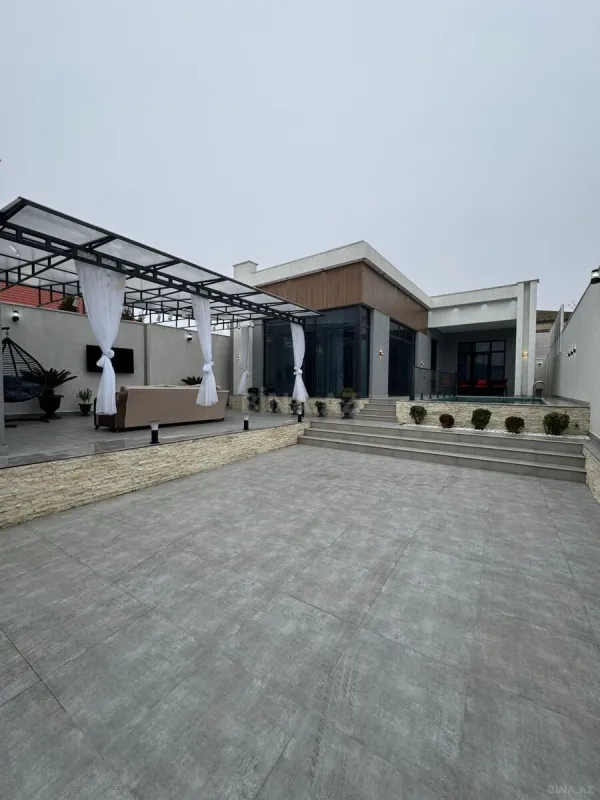Satılır 4 otaqlı həyət evi 140 m²