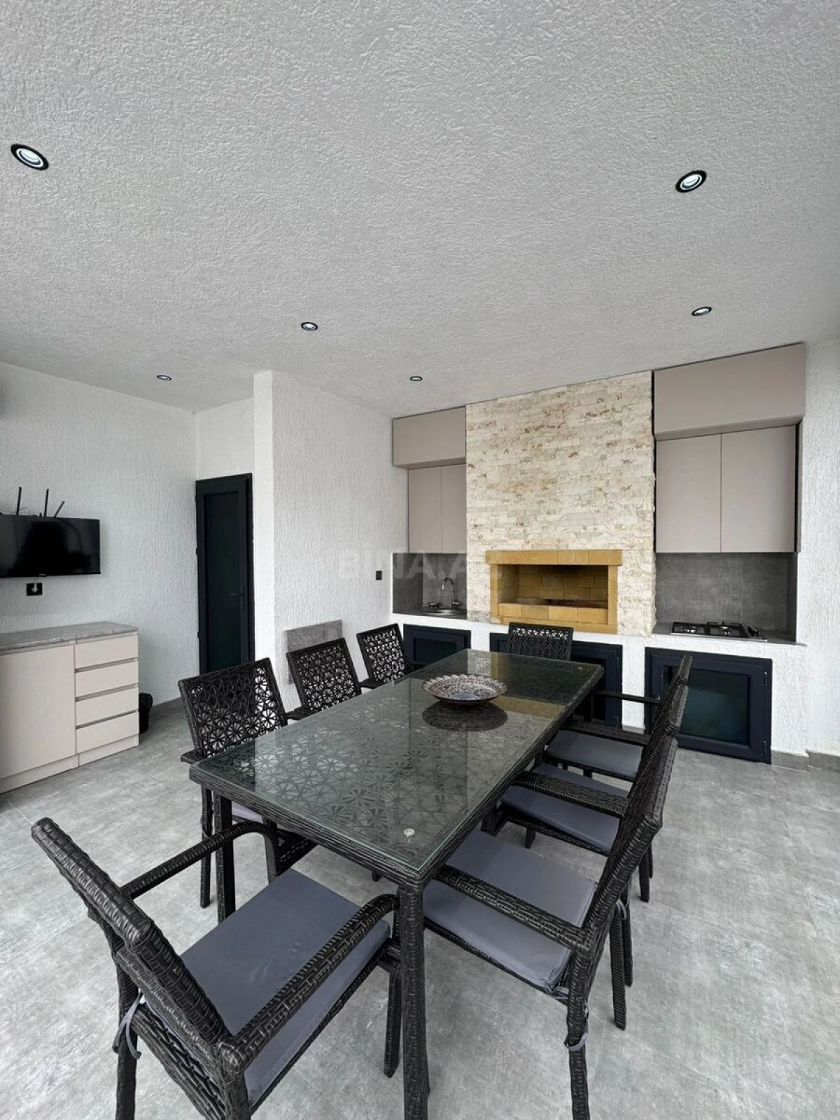 Satılır 4 otaqlı həyət evi 140 m²