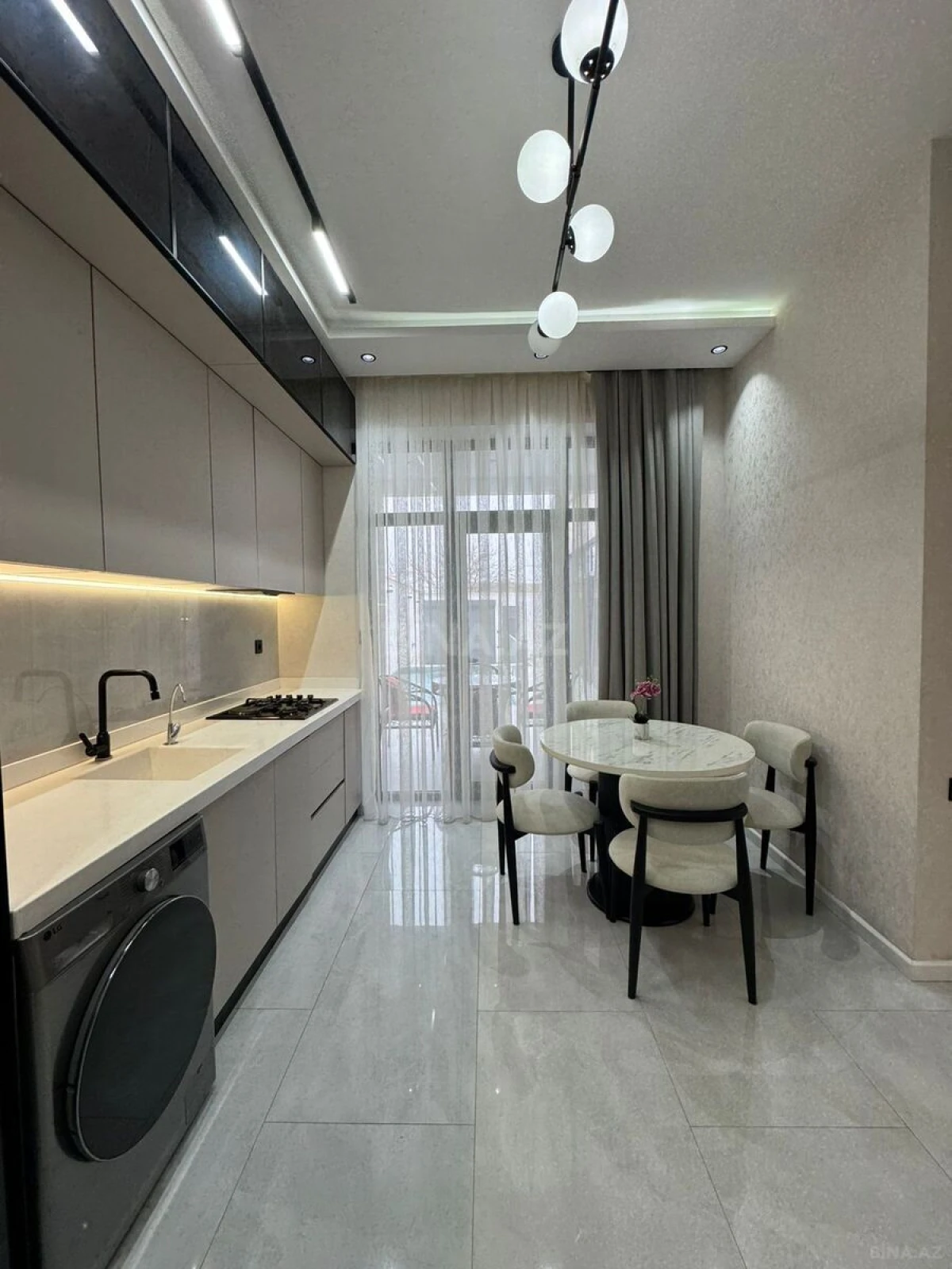 Satılır 4 otaqlı həyət evi 140 m²