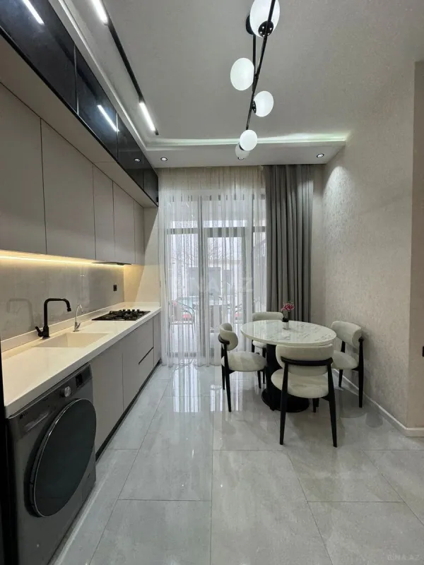 Satılır 4 otaqlı həyət evi 140 m²