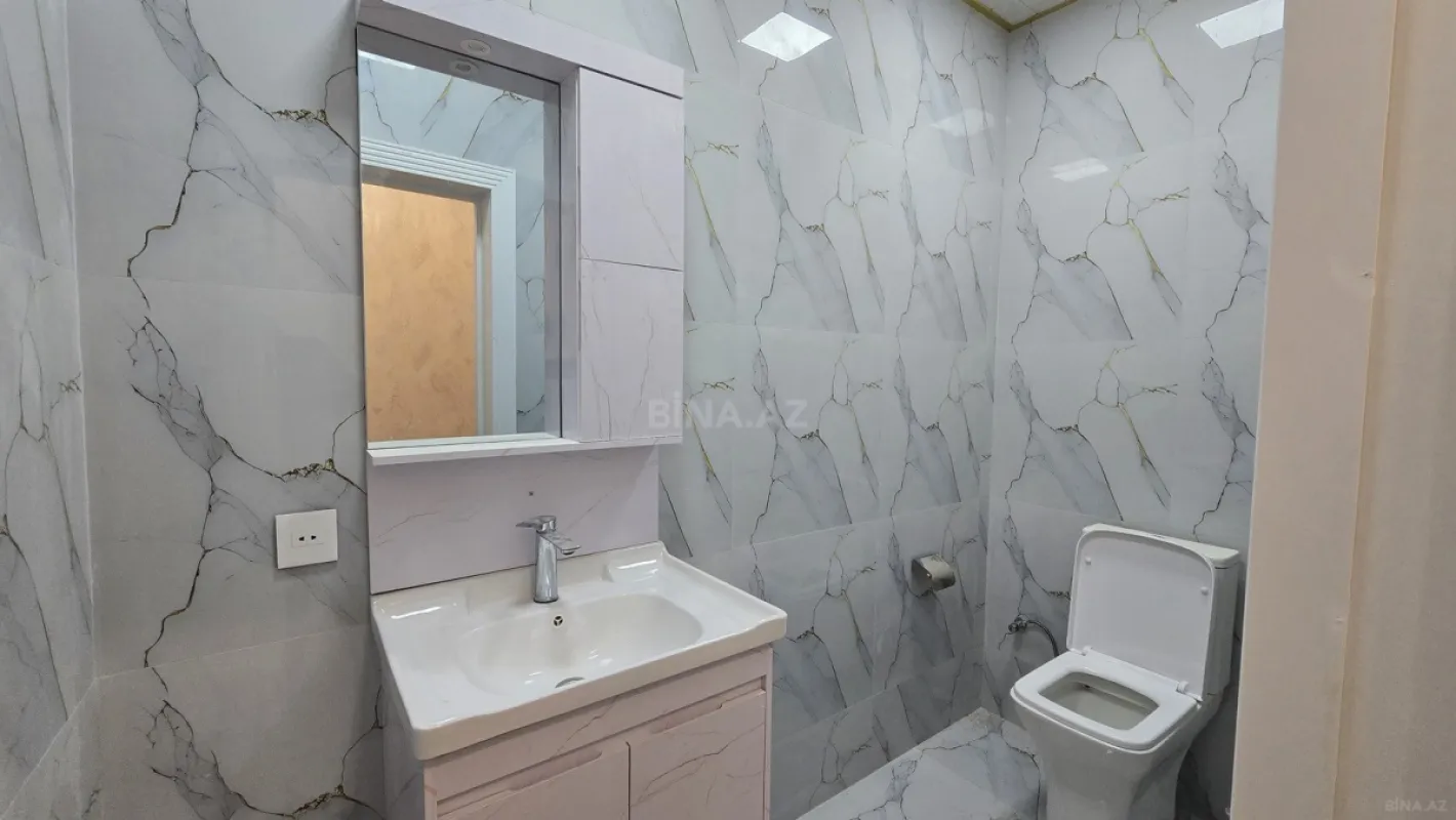 Satılır 6 otaqlı həyət evi 220 m²