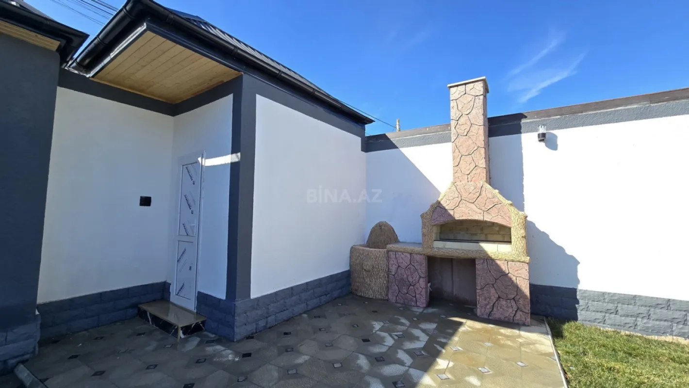 Satılır 6 otaqlı həyət evi 220 m²