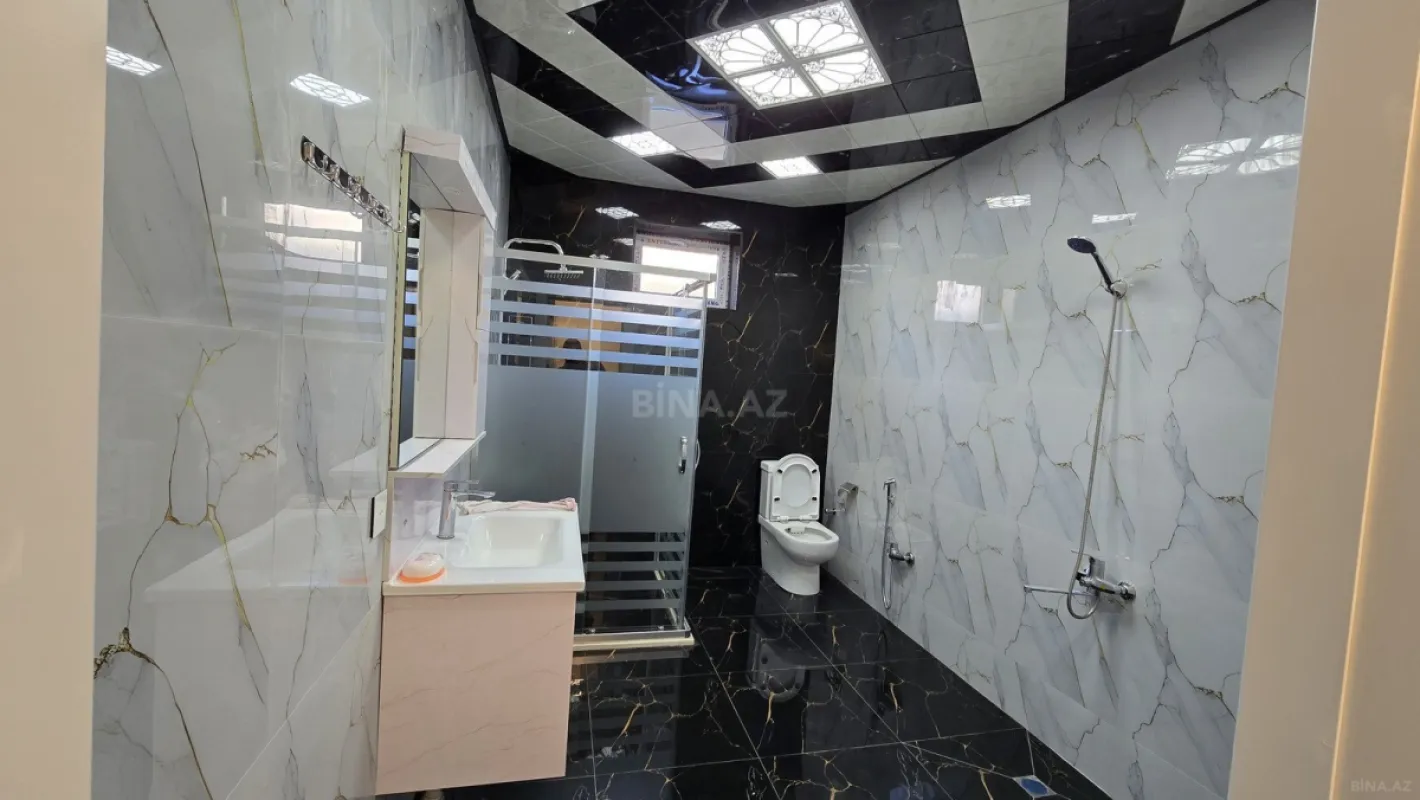 Satılır 6 otaqlı həyət evi 220 m²