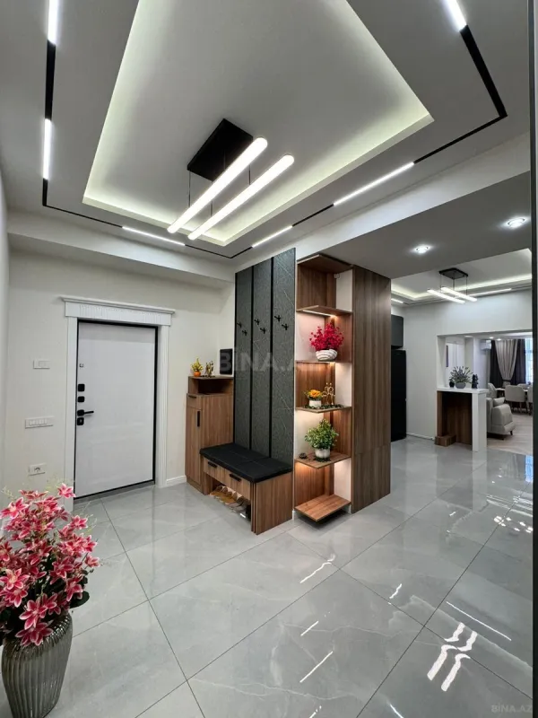 Satılır 3 otaqlı mənzil 92 m²