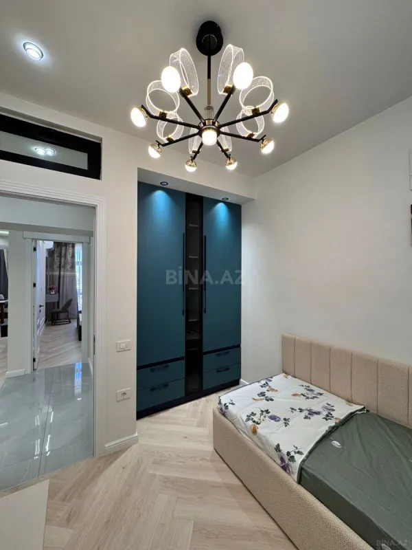 Satılır 3 otaqlı mənzil 92 m²