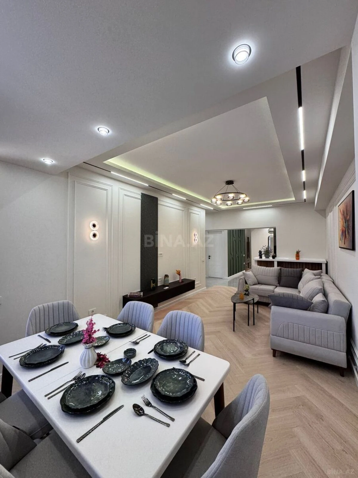 Satılır 3 otaqlı mənzil 92 m²