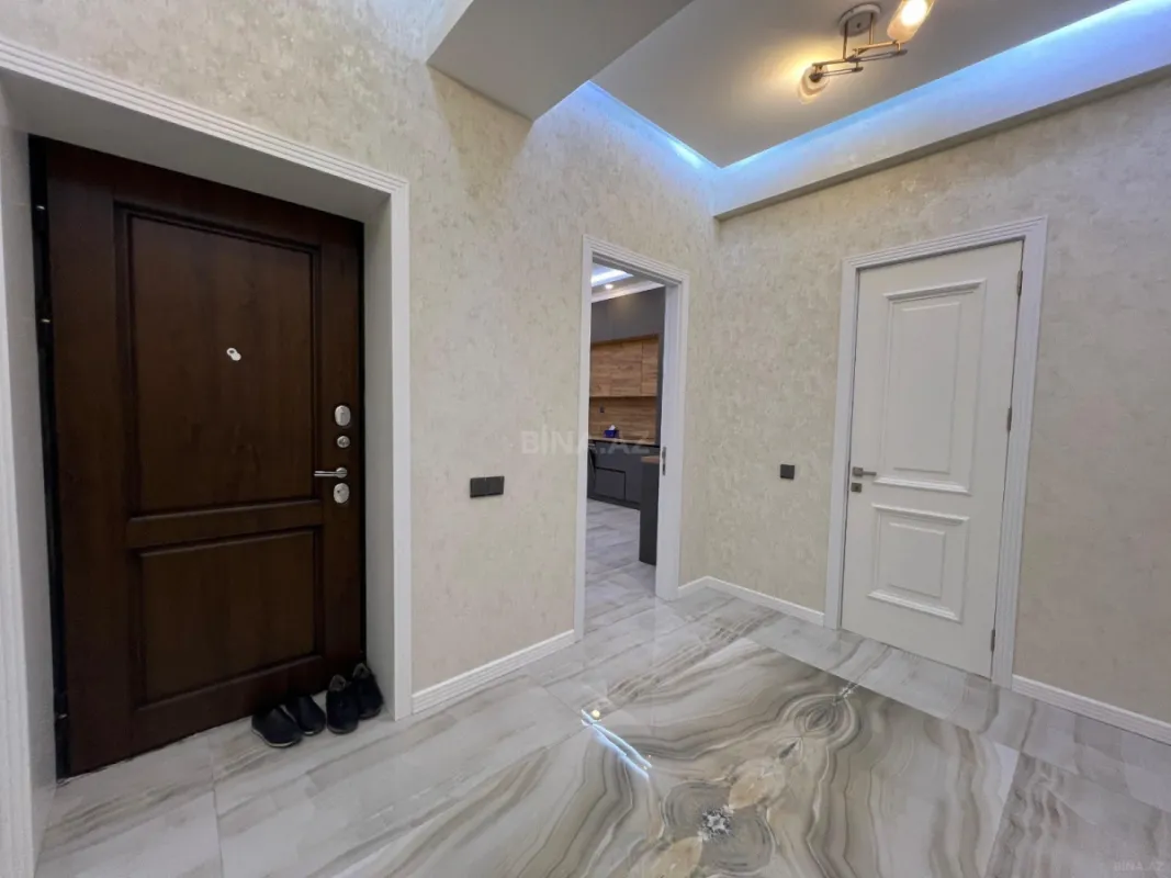 Kirayə verilir 2 otaqlı mənzil 100 m²