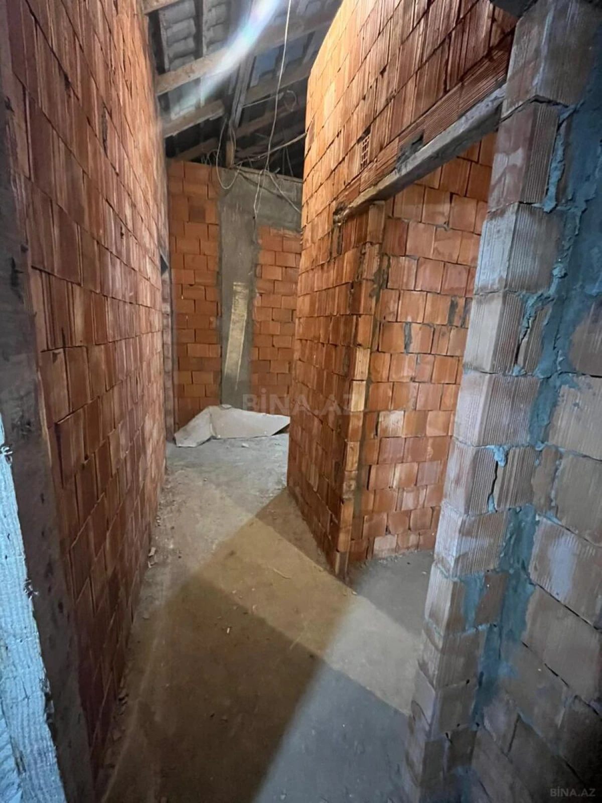 Satılır 3 otaqlı mənzil 75 m²