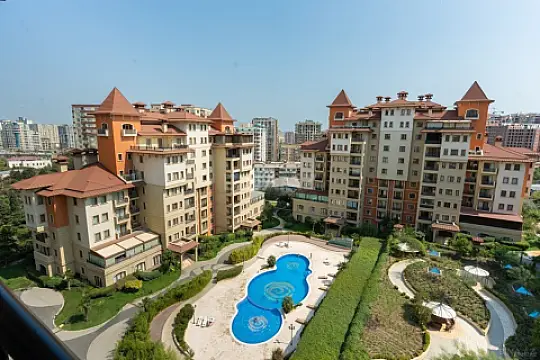 Kirayə verilir 3 otaqlı mənzil 162 m²