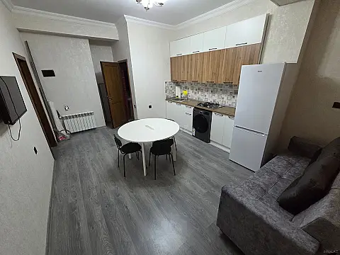 Satılır 2 otaqlı mənzil 50 m²