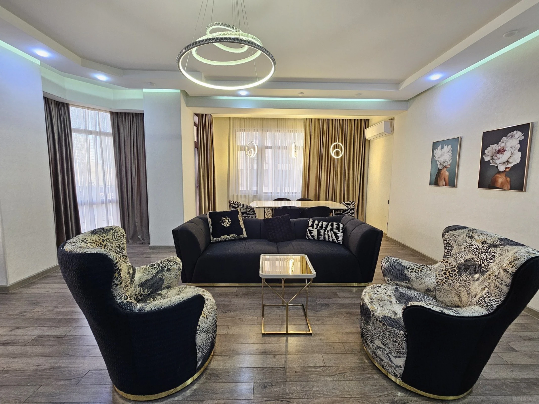 Satılır 4 otaqlı mənzil 230 m²